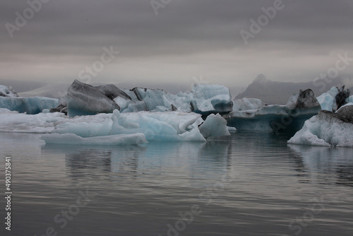 Island - J  kuls  rl  n - Gletscherflusslagune   Iceland - J  kuls  rl  n - Galcier river lagoon  