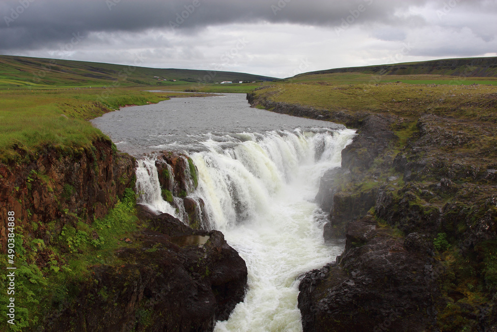 Island - Efrifoss-Wasserfall und Kolugljúfur-Schlucht/ Iceand - Efrifoss Waterfall and Kolugljúfur Gorge / Island - Efrifoss-Wasserfall und Kolugljúfur-Schlucht/ Iceand - Efrifoss Waterfall and Kolugljúfur Gorge /