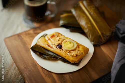 Canvastavla Tamal de pollo is a traditional Ecuadorian appetizer that consists of a tamale filled with shredded chicken