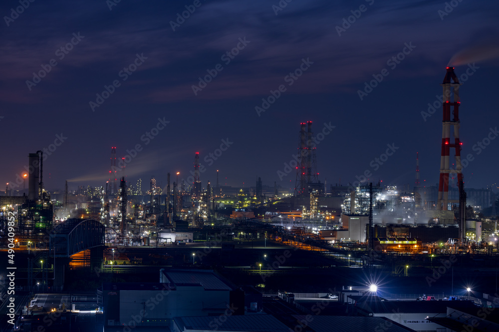 日本の岡山県倉敷市の夜景がとても美しい水島コンビナート 日本の岡山県倉敷市の夜景がとても美しい水島コンビナート
