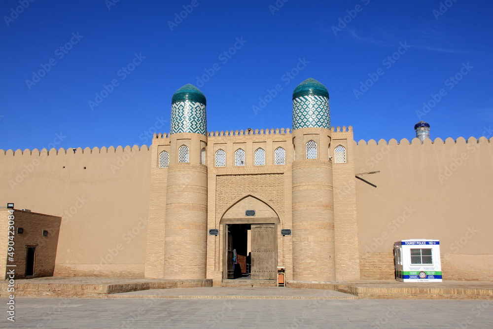 Fototapeta premium ウズベキスタンのヒヴァ都市風景