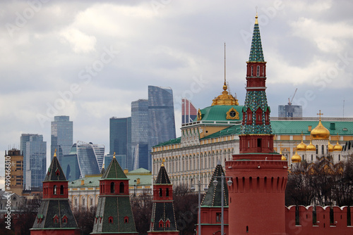Canvas Print View of the Kremlin towers and Moscow city skyscrapers at spring