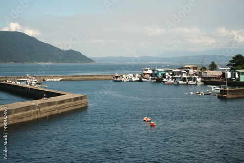 海が見える町