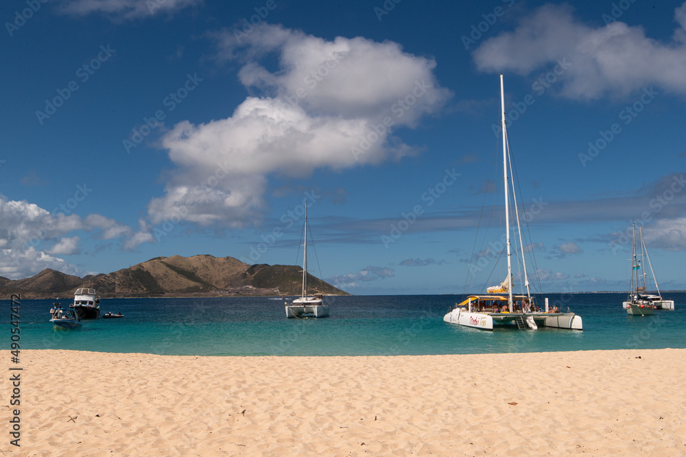Ile Tintamarre, Réserve naturelle nationale de Saint Martin, Petites Antilles Ile Tintamarre, Réserve naturelle nationale de Saint Martin, Petites Antilles