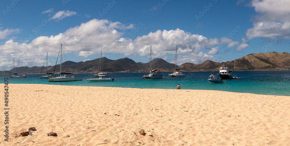 Fototapeta premium Ile Tintamarre, Réserve naturelle nationale de Saint Martin, Petites Antilles