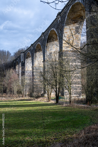 Altes Eisenbahnbrücke im Erzbebirge / Sachsen