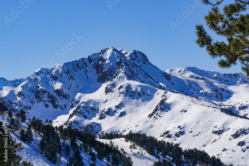 France, Ariege, Mountains Pyrenees, winter sports scene, skiers on the slopes, High quality 4k footage © FreeProd