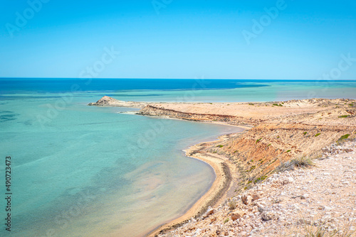 Scenic view of Indian ocean with turquoise water. Tropical landscape at Eagle Bluff lookout, Shark Bay, Western Australia © Sappheiros