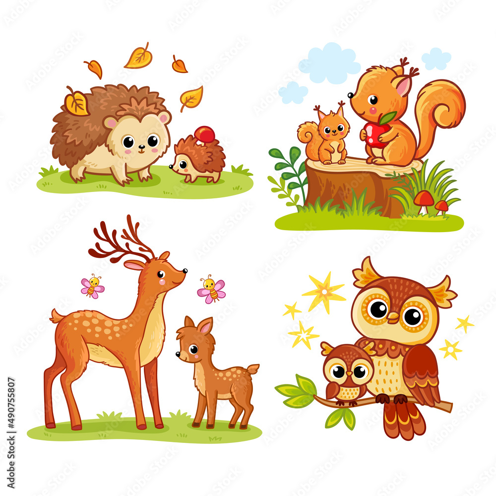 Fototapeta premium Set with forest animals and birds and their cubs. Vector collection of illustrations with animals in cartoon style.