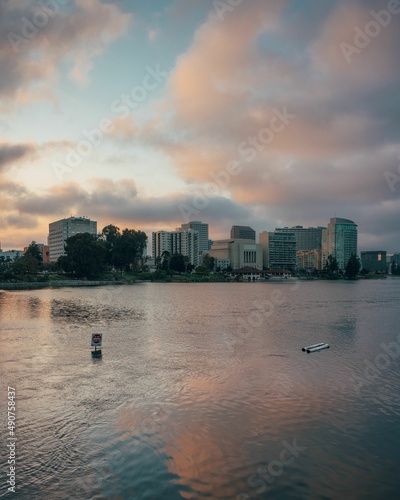 Sunset view of the downtown skyline with Lake Merritt, in downtown Oakland, California