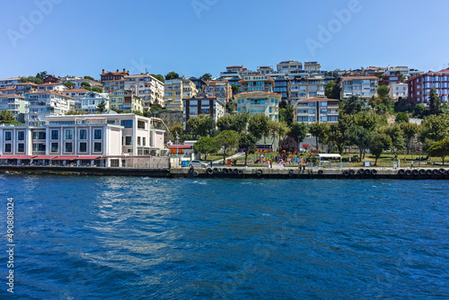 Fototapeta Naklejka Na Ścianę i Meble -  Panorama from Bosporus to city of Istanbul, Turkey