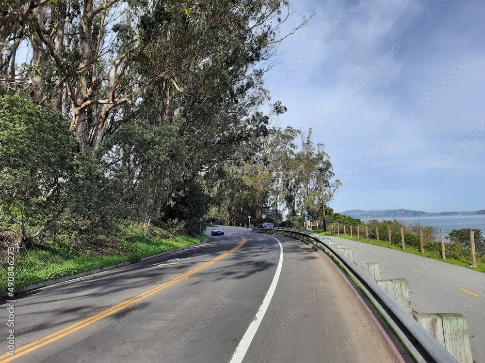 Obraz premium road in the mountains
