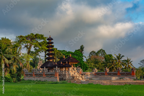 Wallpaper Mural Templo Bali Torontodigital.ca