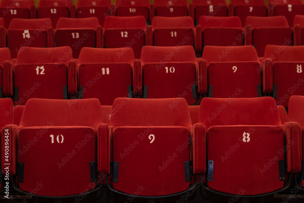 Fototapeta premium red seats in an old movie theater