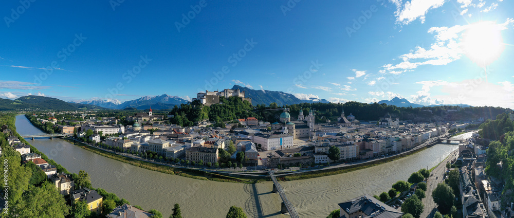 Fototapeta premium Salzburg Skyline - Austria