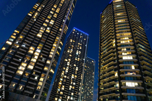 Night view of high-rise condominiums in Tokyo, Japan_85 © koni film