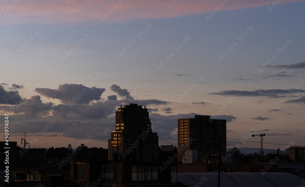 Obraz premium Beautiful colorful orange sunset in Bogotá Colombia