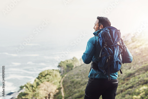 Cuadro en lienzo Always dare to explore the beautys nature holds
