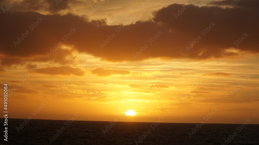 Fototapeta premium Rocky ocean landscapes at sunset in Margaret River, Western Australia.