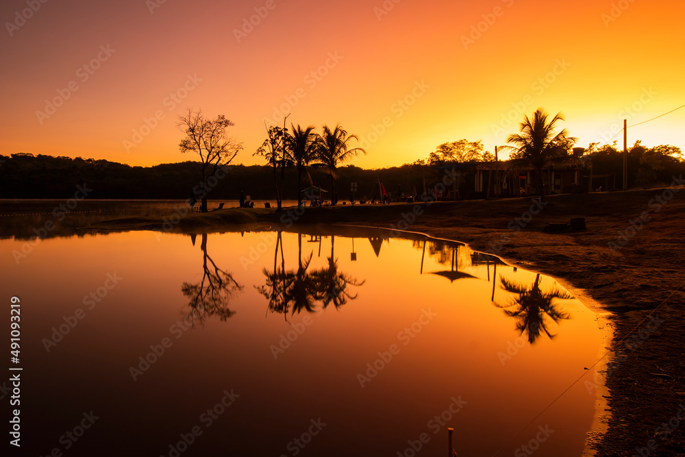 Obraz premium Sunrise, peace and silence at beautiful brazilian savannah. 