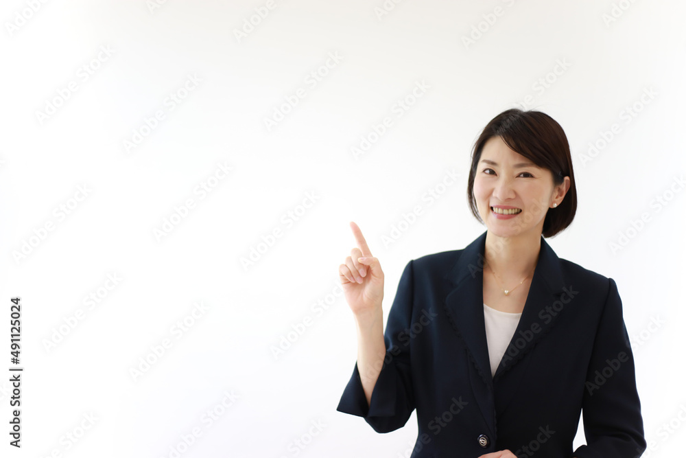 女性社員イメージ 女性社員イメージ