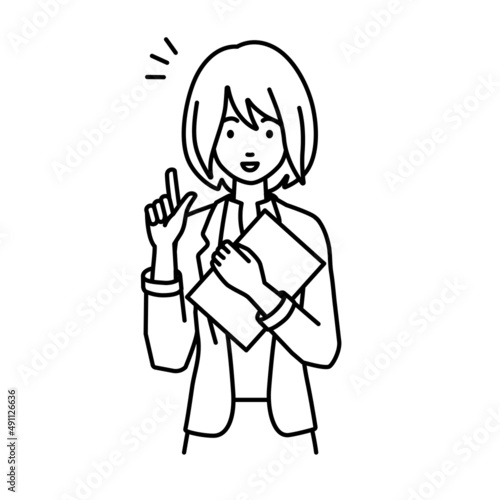 立って書類を手に持って何かひらめいたジャケットの女性