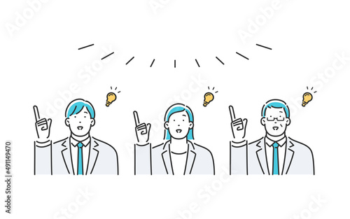 解決策が浮かぶ三人の会社員