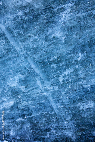 Textures de glace dans un glacier des Alpes
