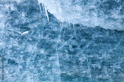 Textures de glace dans un glacier des Alpes