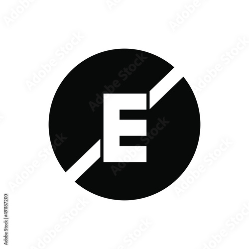 The letter E symbol is crossed. Illustration of the prohibition of the use of additive materials, without addictive ingredients, in black and white. Simple and isolated style on a blank background.