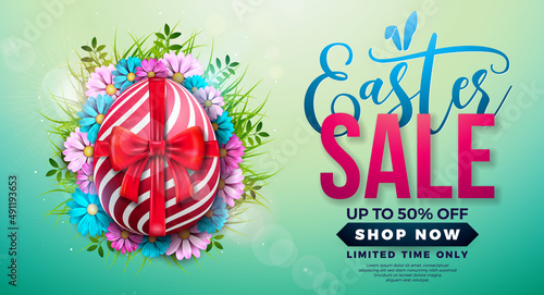 Easter Sale Illustration with Painted Egg, Red Bow and Spring Flower on Shiny Light Background.. Vector Easter Holiday Design Template for Coupon, Banner, Voucher or Promotional Poster.