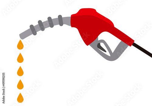 Manguera con pistola expulsando gasolina en fondo blanco.