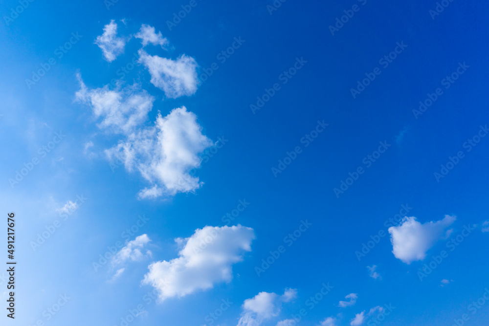 Refreshing blue sky and cloud background material_blue_39 Refreshing blue sky and cloud background material_blue_39