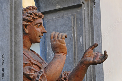 Napoli, statua del Chiostro del Monastero di San Gregorio Armeno  photo