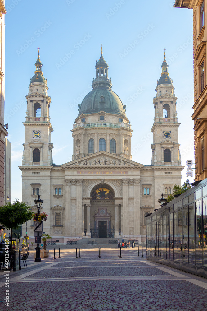 Basilique Saint Étienne de Pest Matin Budapest