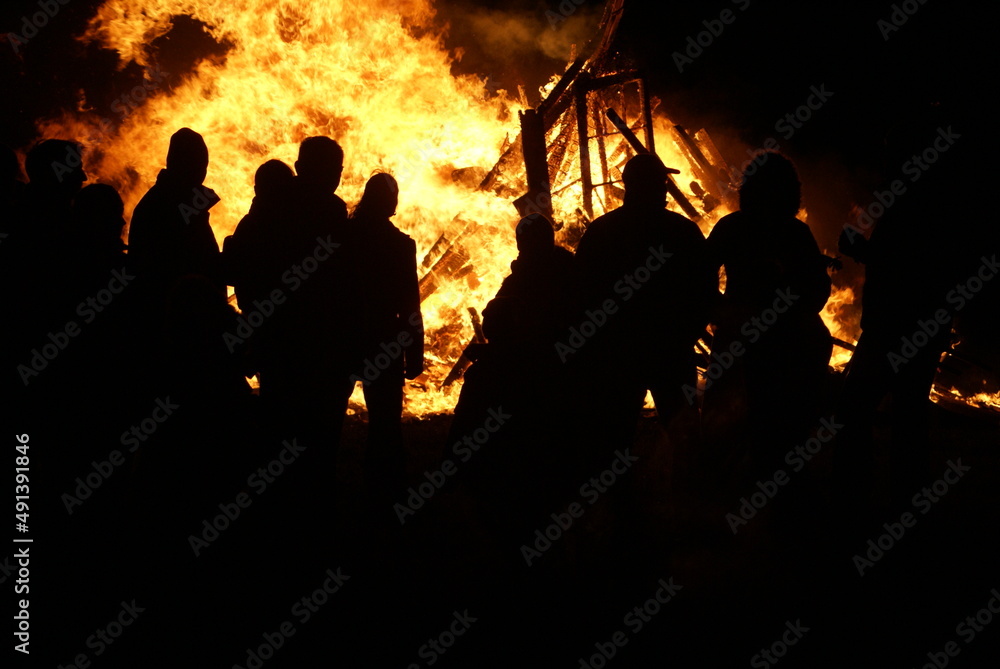 Ukrainian civilians escaping the war zone in Ukraine because of Russian invasion of the country and bombing of the towns and cities Ukrainian civilians escaping the war zone in Ukraine because of Russian invasion of the country and bombing of the towns and cities