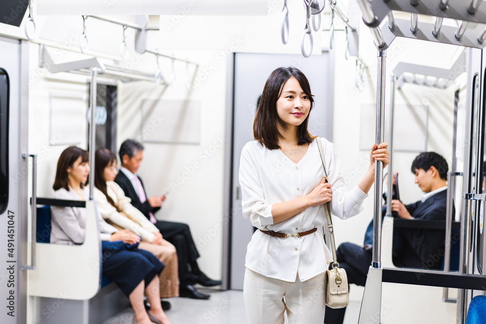 電車 車内 電車 車内