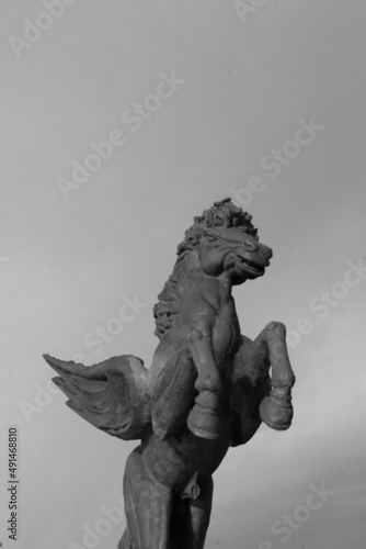 horse statue pegaso	 photo