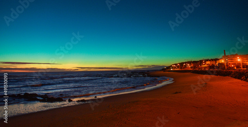 Sonnenuntergang am Strand von Figueira da Foz, Portugal