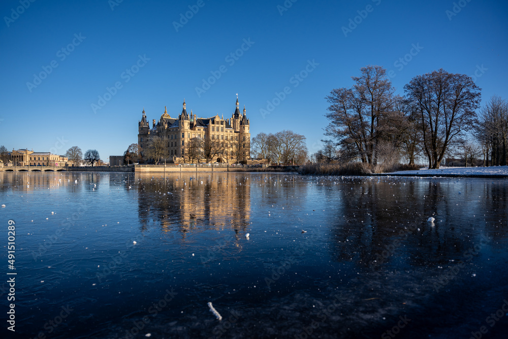 Schweriner Schloss im Winter