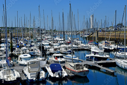 Arzon, France - june 6 2021 : Port du Crouesty © PackShot