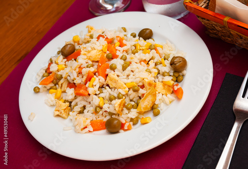 Mix salad with boiled rice, corn and omlette, nobody