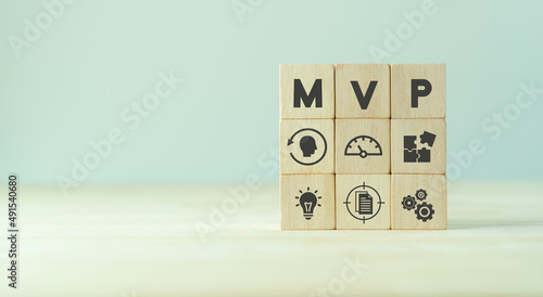 Obraz na plátne MVP, minimum viable product concept for lean startup