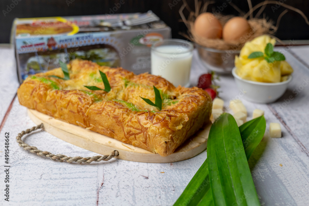 Pemalang typical food, with the main ingredient honey pineapple combined with cheese, chocolate, pandan, and vanilla Pemalang typical food, with the main ingredient honey pineapple combined with cheese, chocolate, pandan, and vanilla