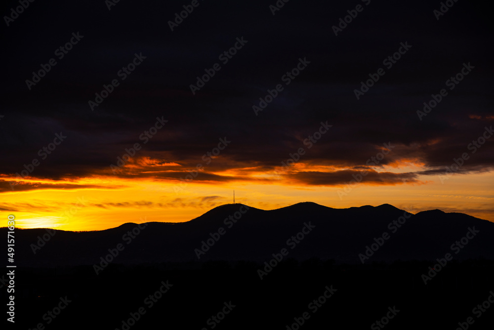 Obraz premium landscape at the sunset