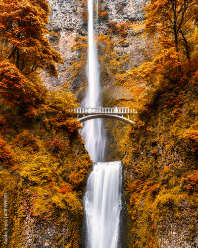 Autumn at Multnomah Falls, Oregon