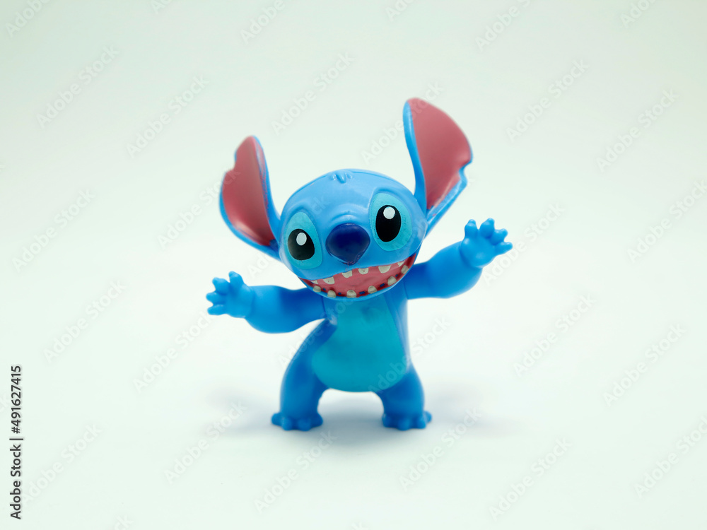 Stitch. Lilo y Stitch. Character from the movie Lilo and Stitch. McDonald's  happy meal toy in commemoration of the Walt Disney World 50th Anniversary  celebration. Experiment 626. Blue creature. Stock Photo