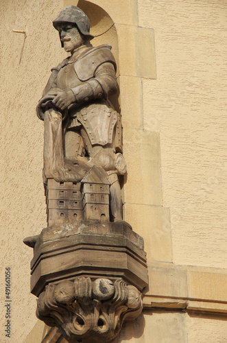 Skulptur einer Ritterfigur