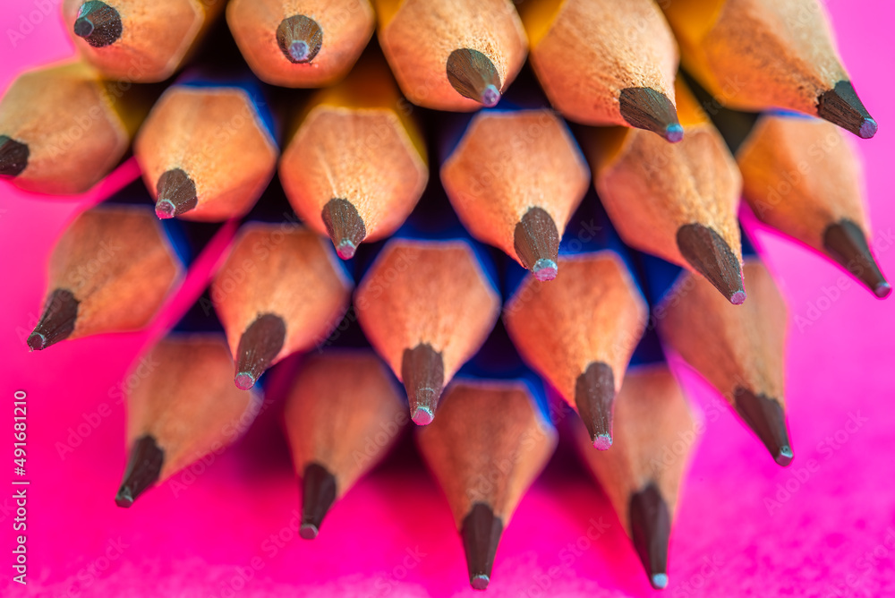 Pattern of pencil sharp points Pattern of pencil sharp points