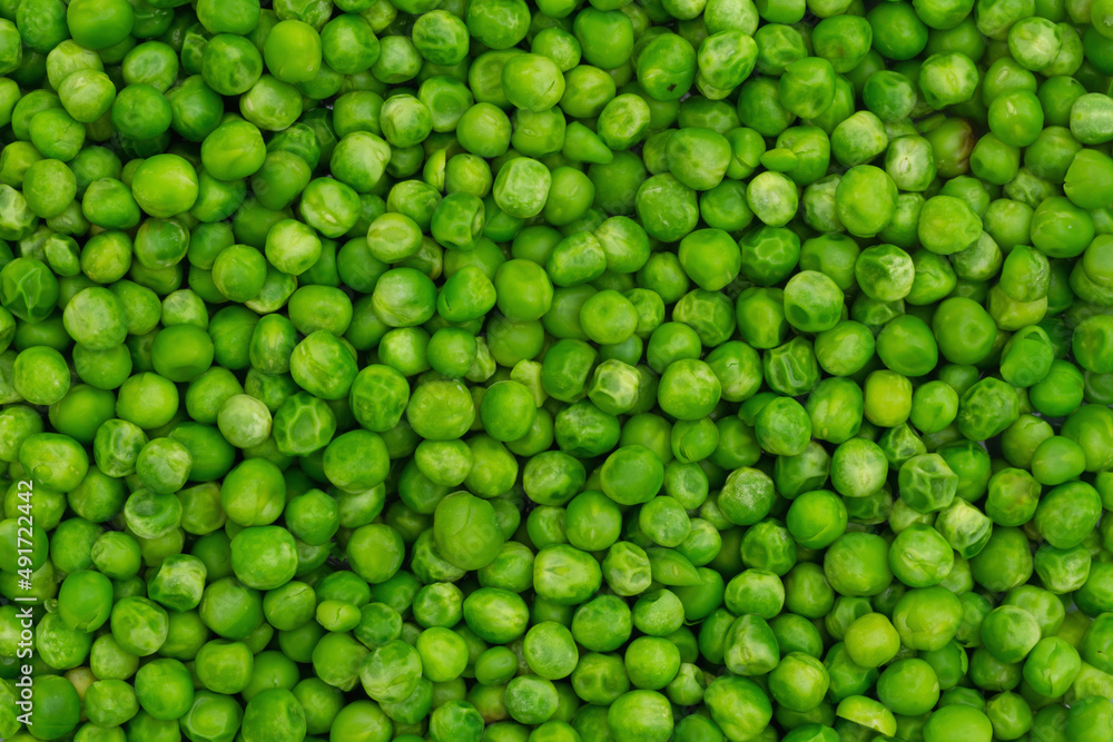 Small sweet green peas background